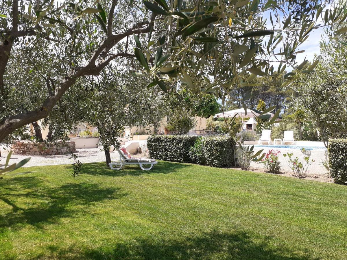 Gite Provencal Independant Avec Piscine Chauffee : Le Suy Bien Flayosc Εξωτερικό φωτογραφία