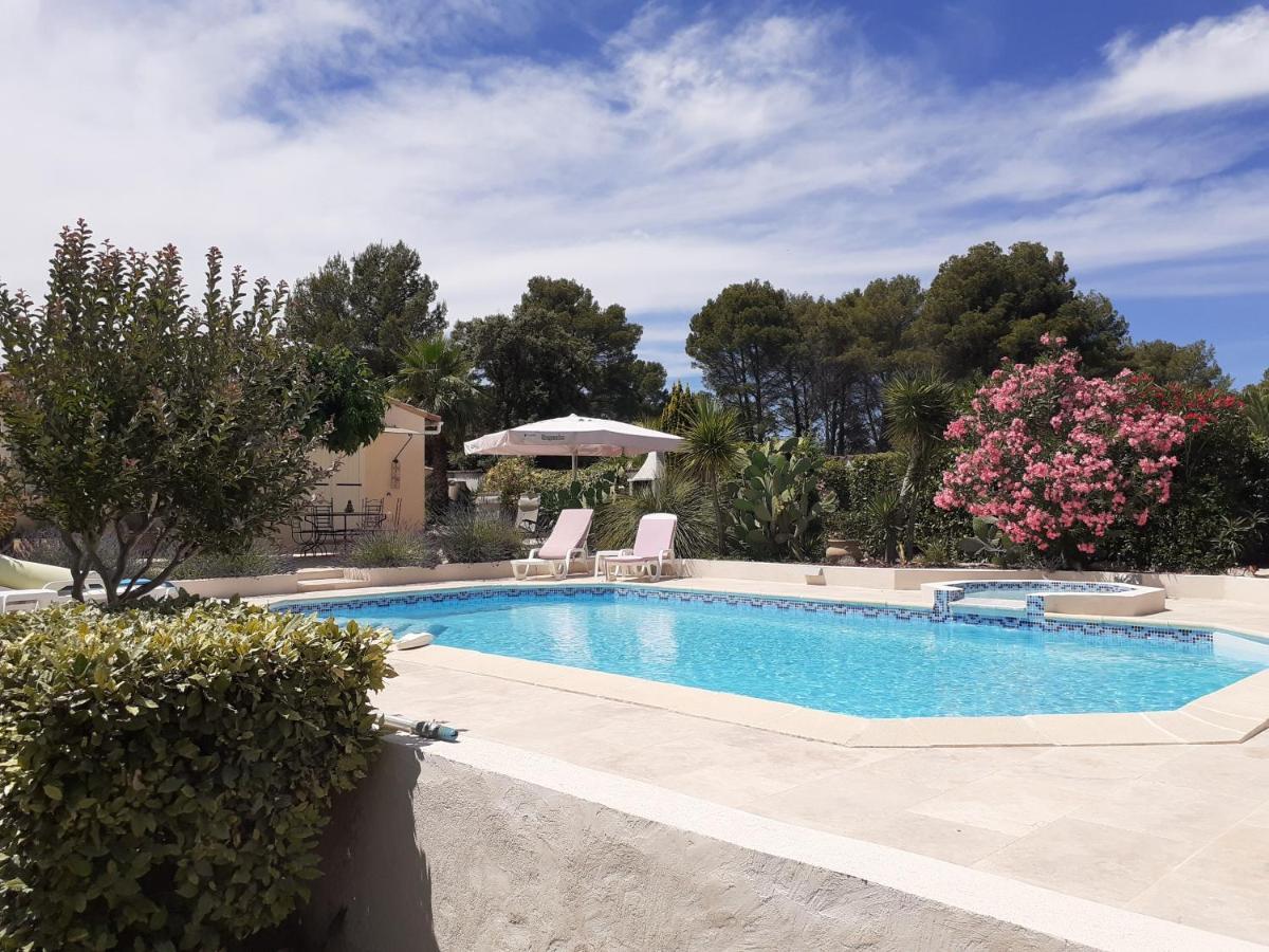 Gite Provencal Independant Avec Piscine Chauffee : Le Suy Bien Flayosc Εξωτερικό φωτογραφία