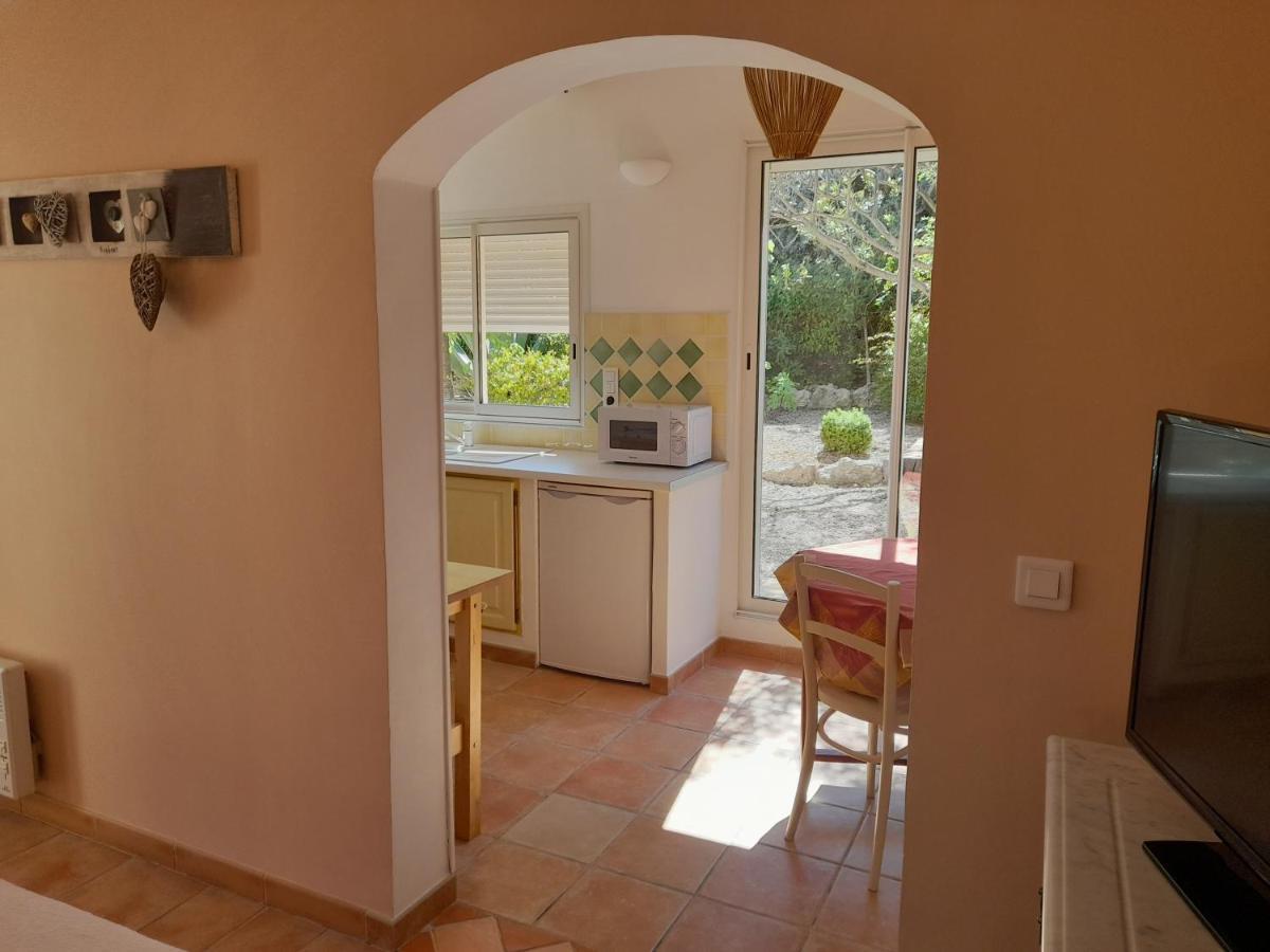 Gite Provencal Independant Avec Piscine Chauffee : Le Suy Bien Flayosc Εξωτερικό φωτογραφία